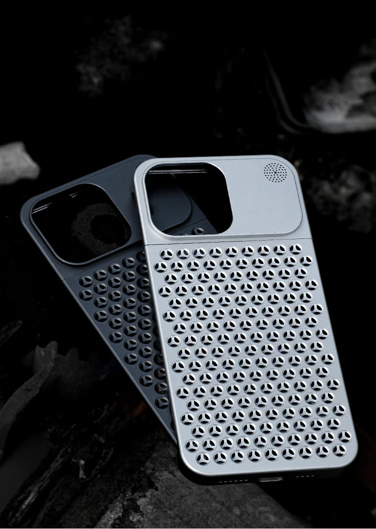 AlloyArmor™ Premium Cooling Case